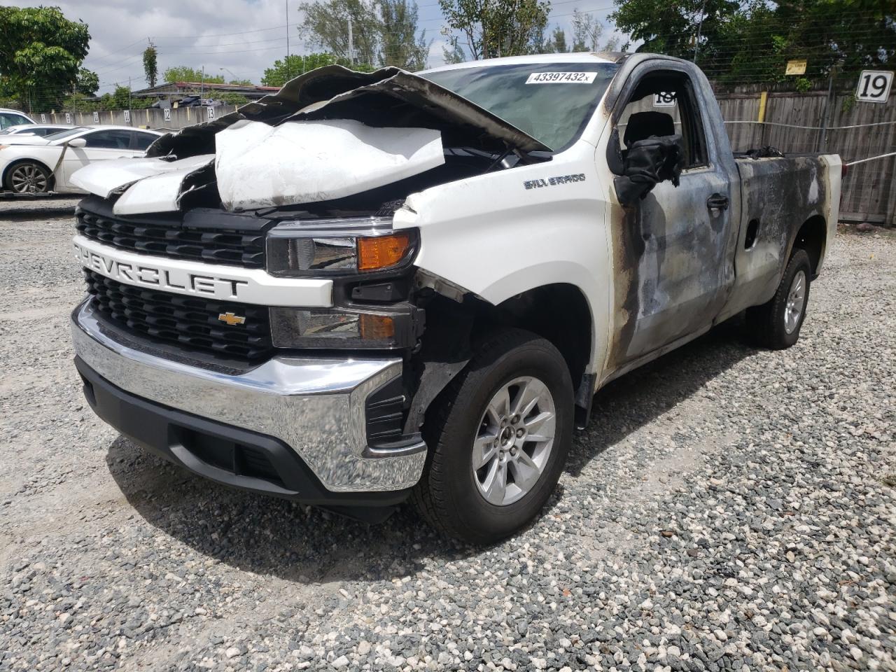 Photo 2 from auction – 2021 CHEVROLET SILVERADO with VIN 3GCNWAEF7MG338519
