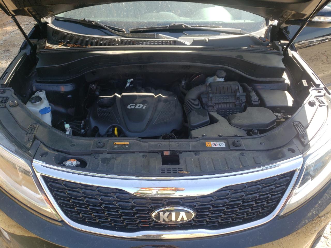 Photo 7 from auction – 2014 KIA SORENTO LX with VIN 5XYKT3A63EG431339
