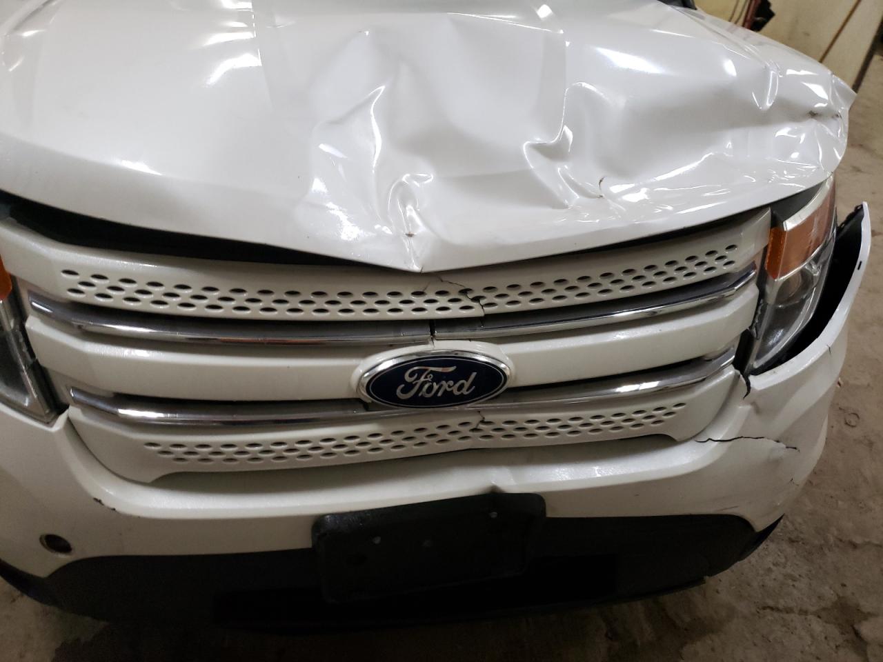 Photo 9 from auction – 2015 FORD EXPLORER L with VIN 1FM5K8F80FGB27404