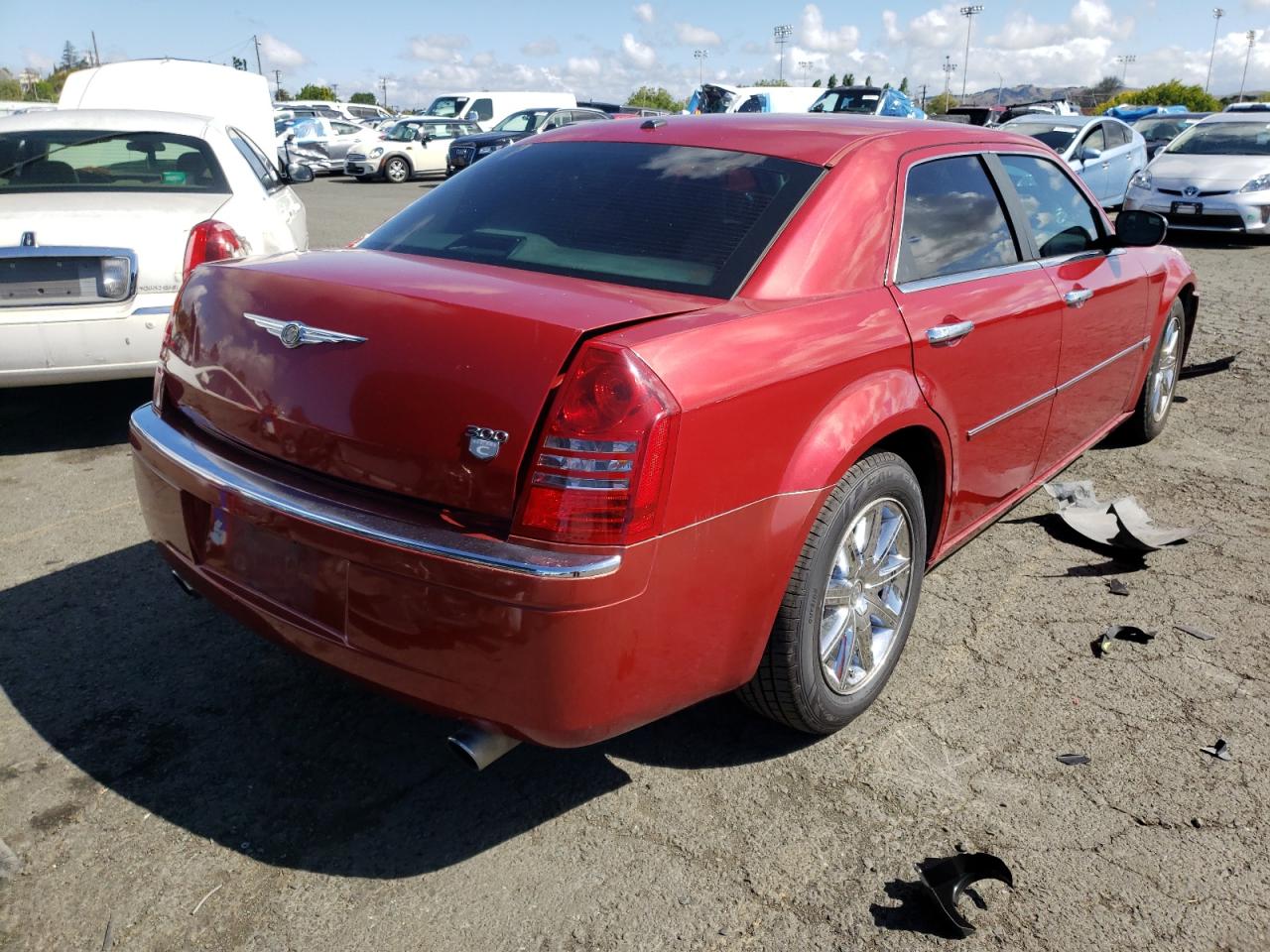 Фото 4 с аукциона – 2007 CHRYSLER 300C с VIN 2C3KA63H27H698132