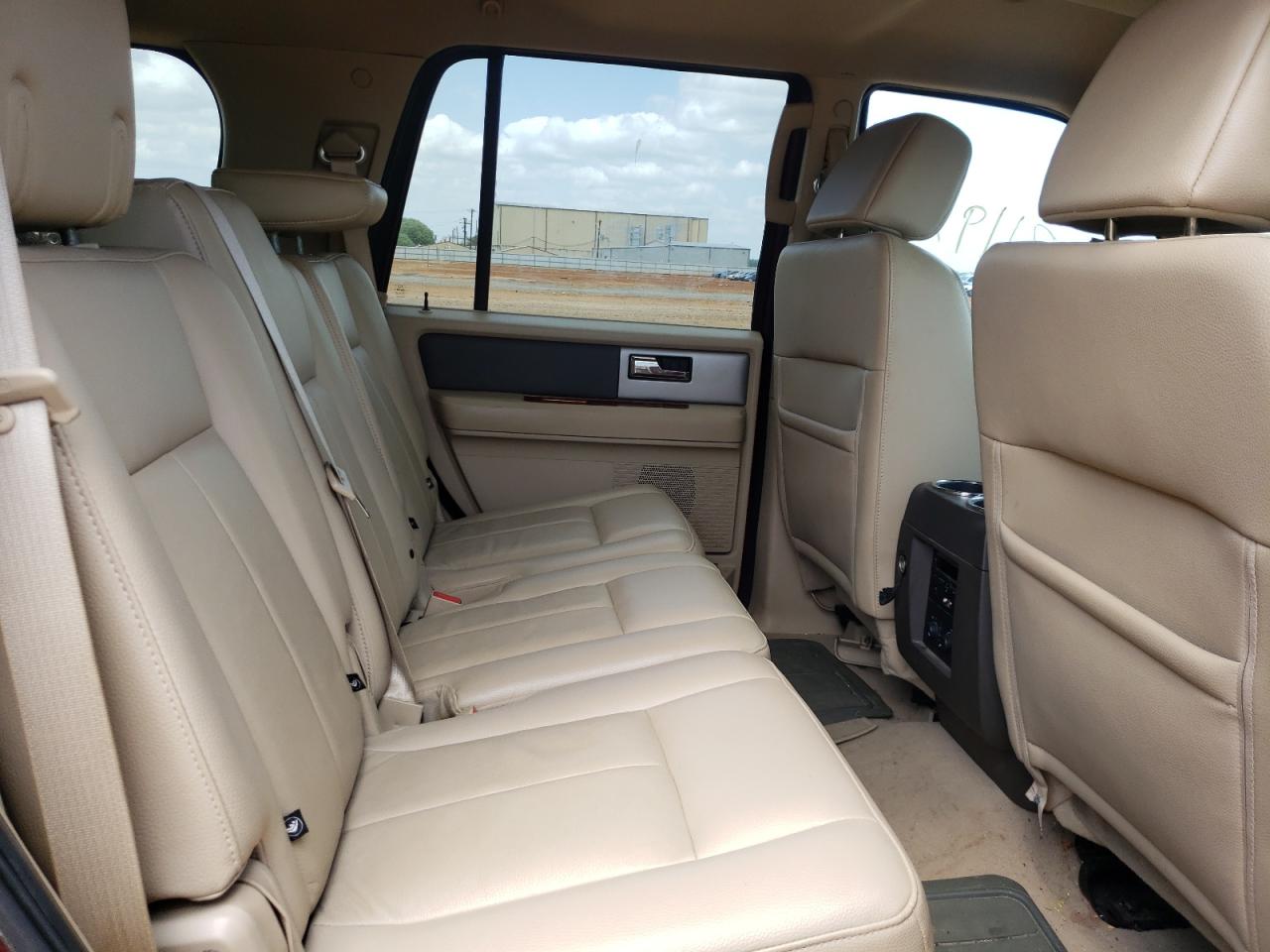 Photo 6 from auction – 2008 FORD EXPEDITION with VIN 1FMFU17558LA34026