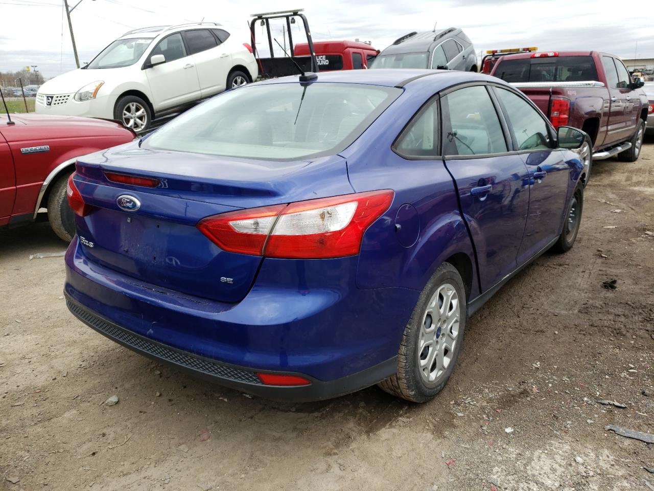 Photo 4 from auction – 2012 FORD FOCUS SE with VIN 1FAHP3F20CL303765