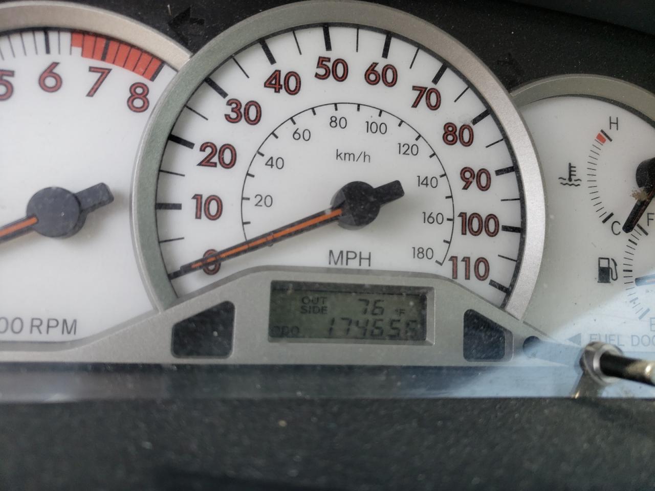 Photo 8 from auction – 2005 TOYOTA COROLLA CE with VIN 2T1BR32E05C497394
