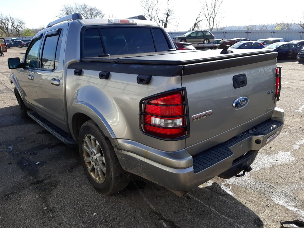 Photo 3 from auction – 2008 FORD EXPLORER S with VIN 1FMEU53E78UA90214