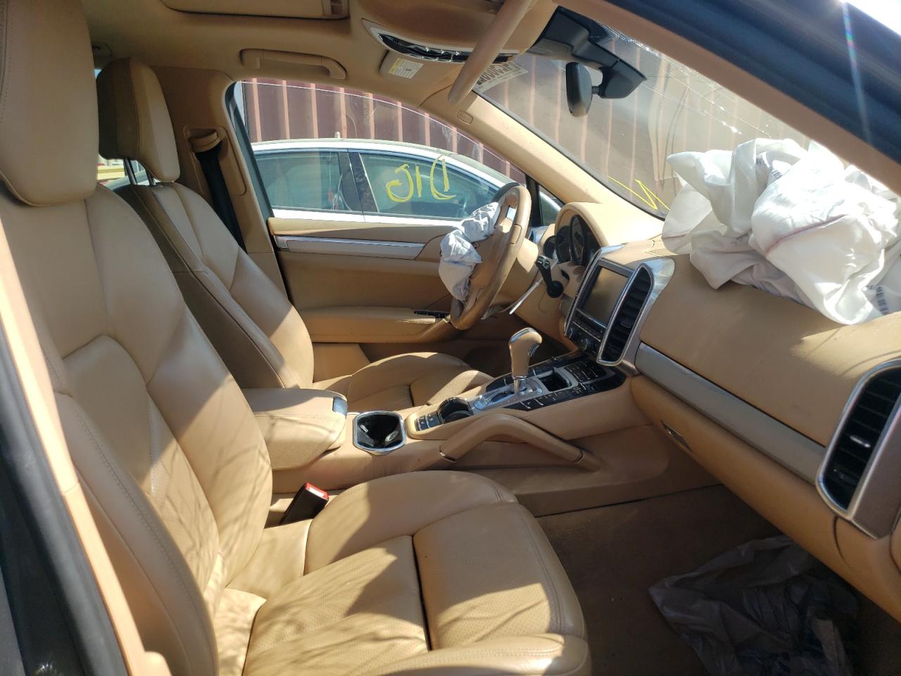Photo 5 from auction – 2012 PORSCHE CAYENNE with VIN WP1AA2A21CLA12558