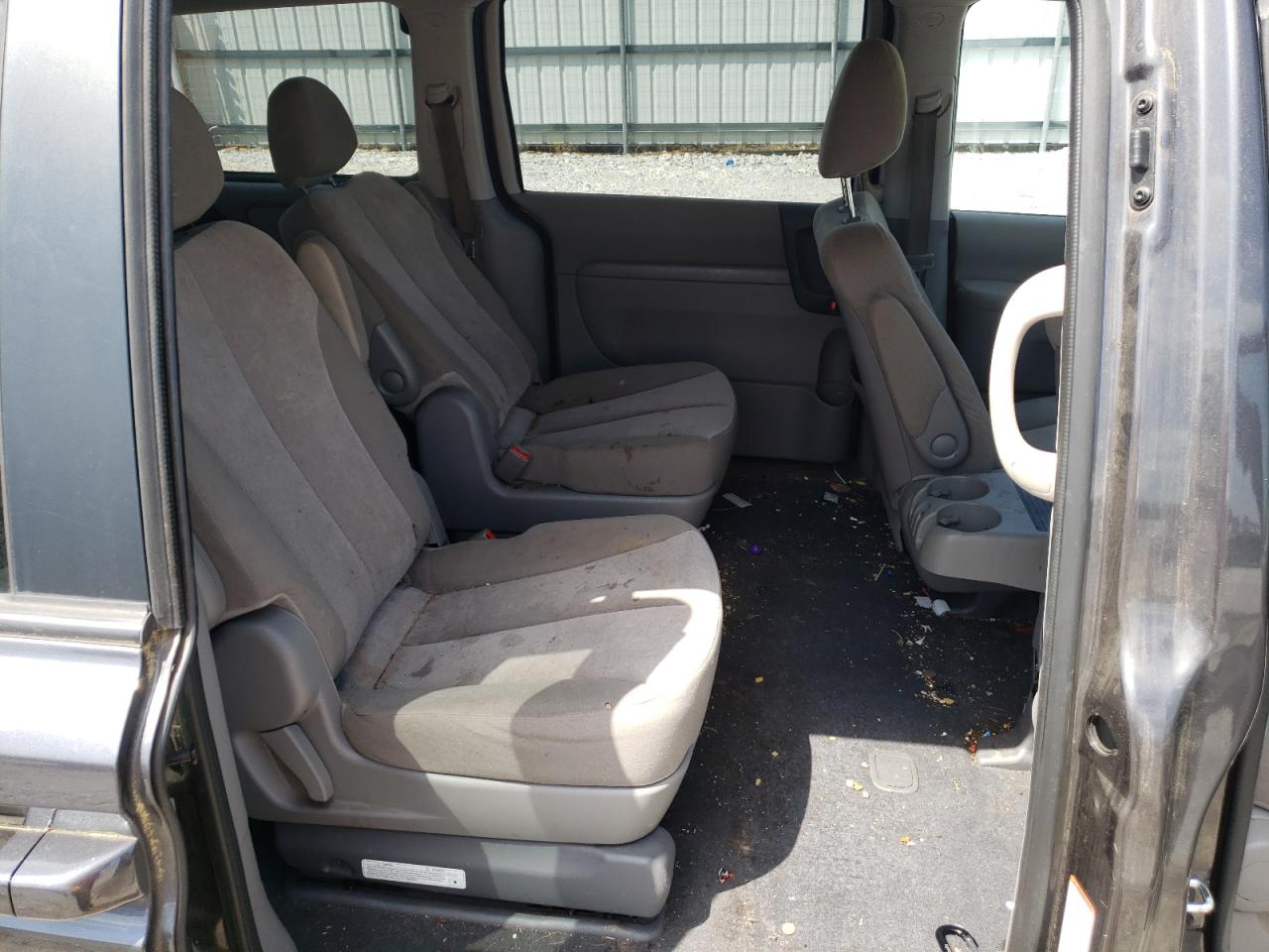 Photo 6 from auction – 2014 KIA SEDONA with VIN KNDMG4C72E6546770