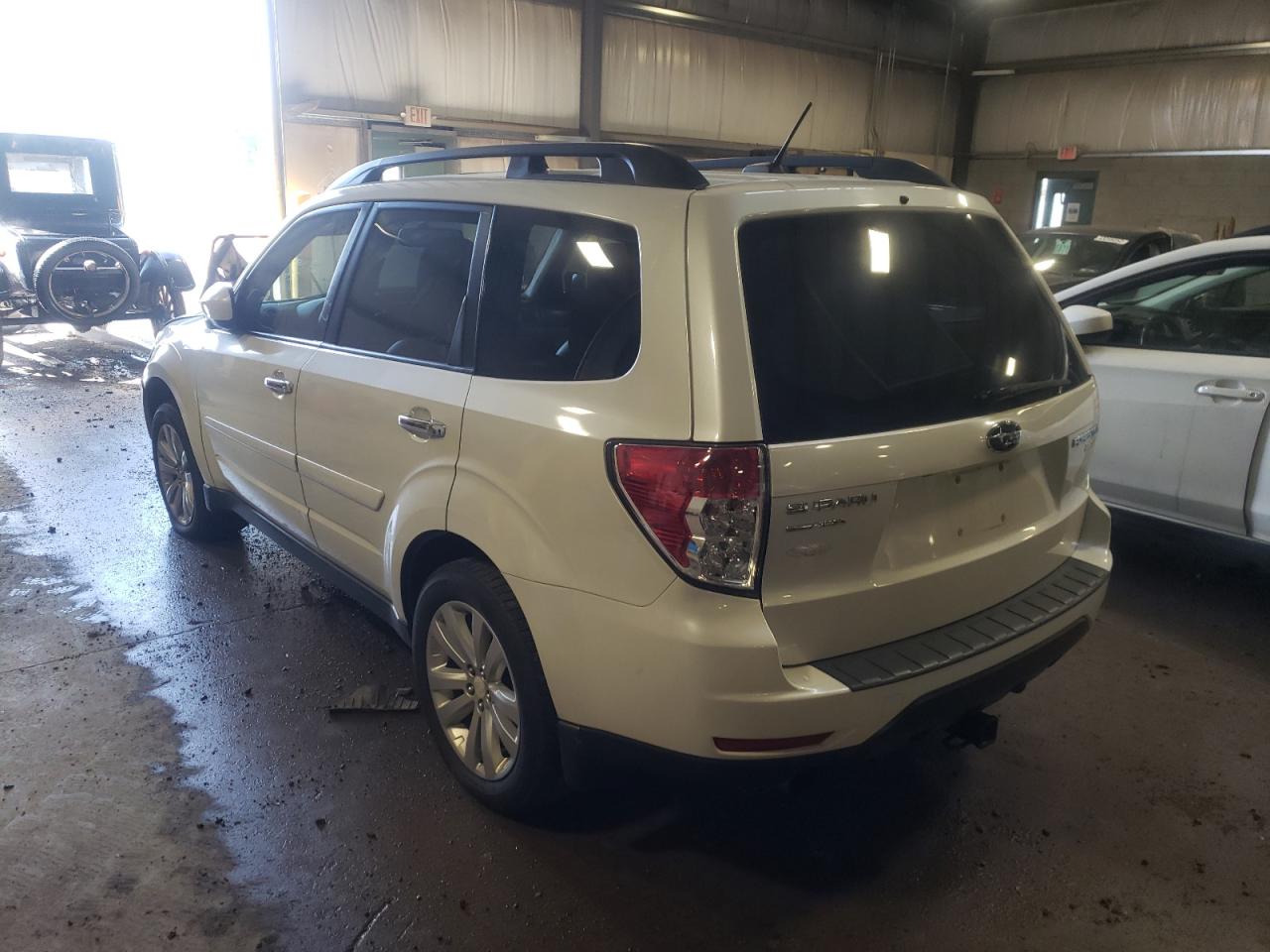 Photo 3 from auction – 2011 SUBARU FORESTER L with VIN JF2SHAEC2BH750807