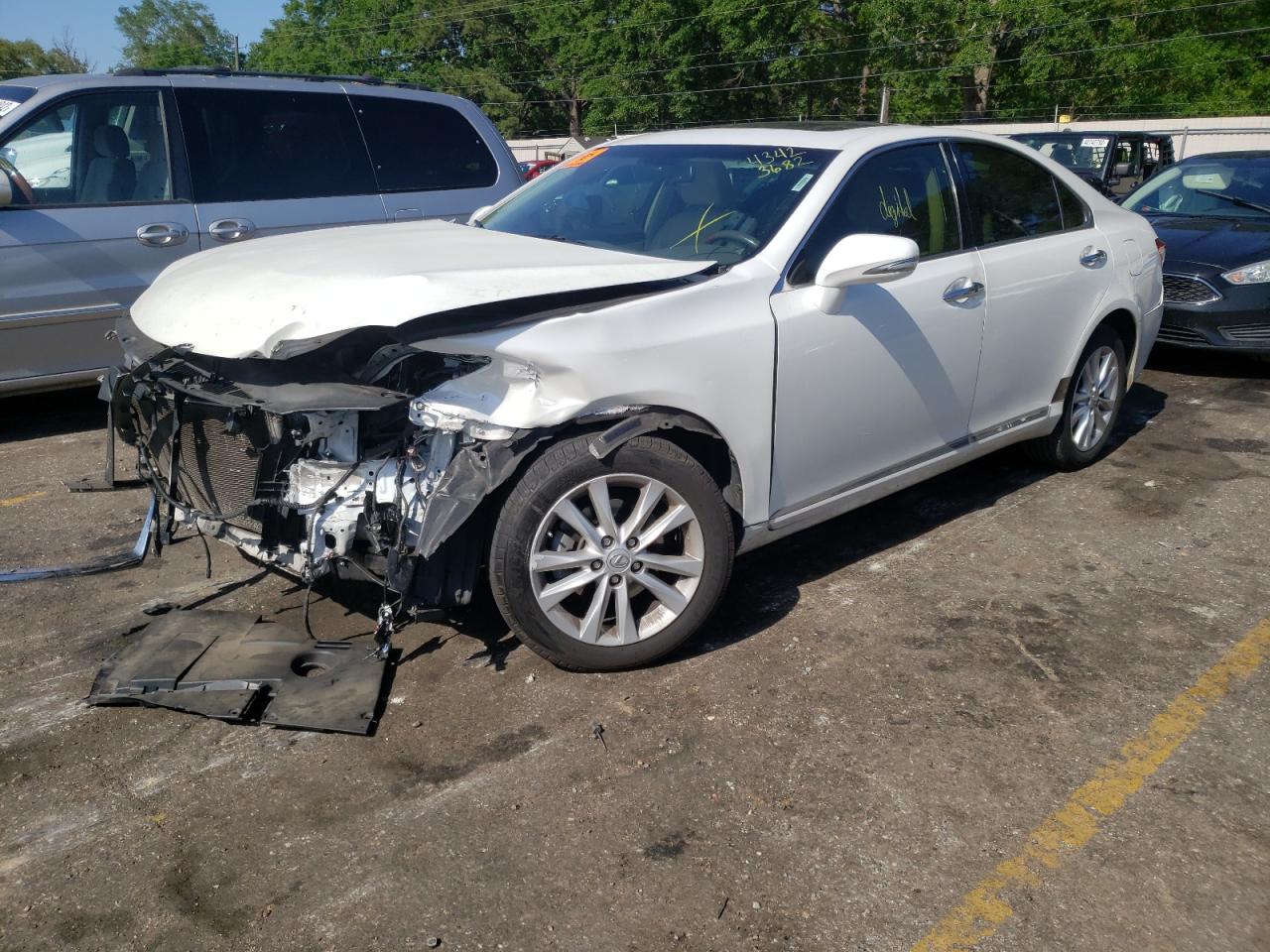 Photo 2 from auction – 2012 LEXUS ES 350 with VIN JTHBK1EG3C2504354