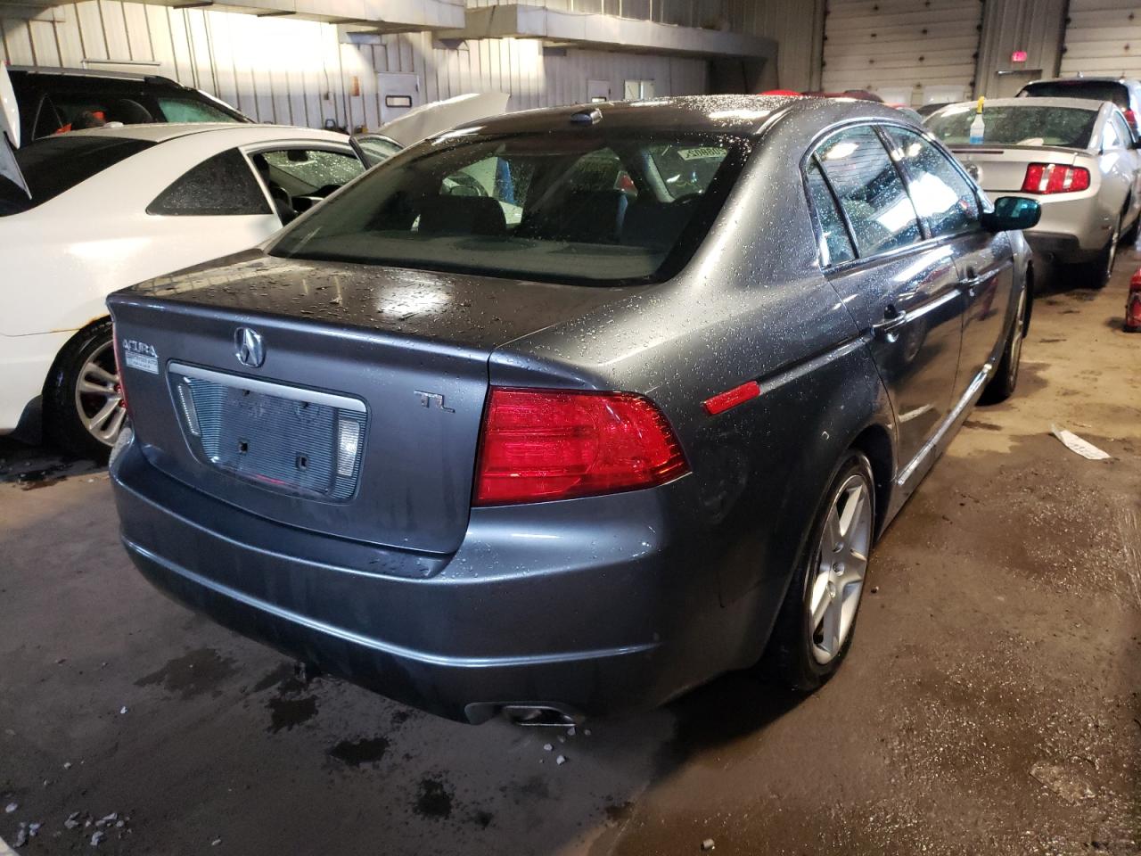 Photo 4 from auction – 2004 ACURA TL with VIN 19UUA66284A073984