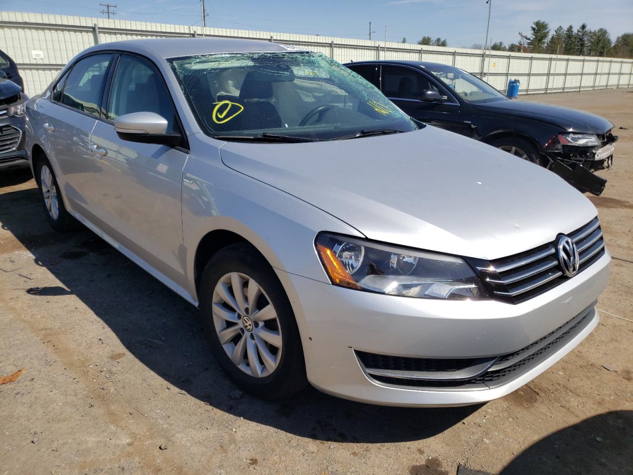 VOLKSWAGEN PASSAT S 2014 with VIN 1VWAT7A32EC106515 - Photo from auction