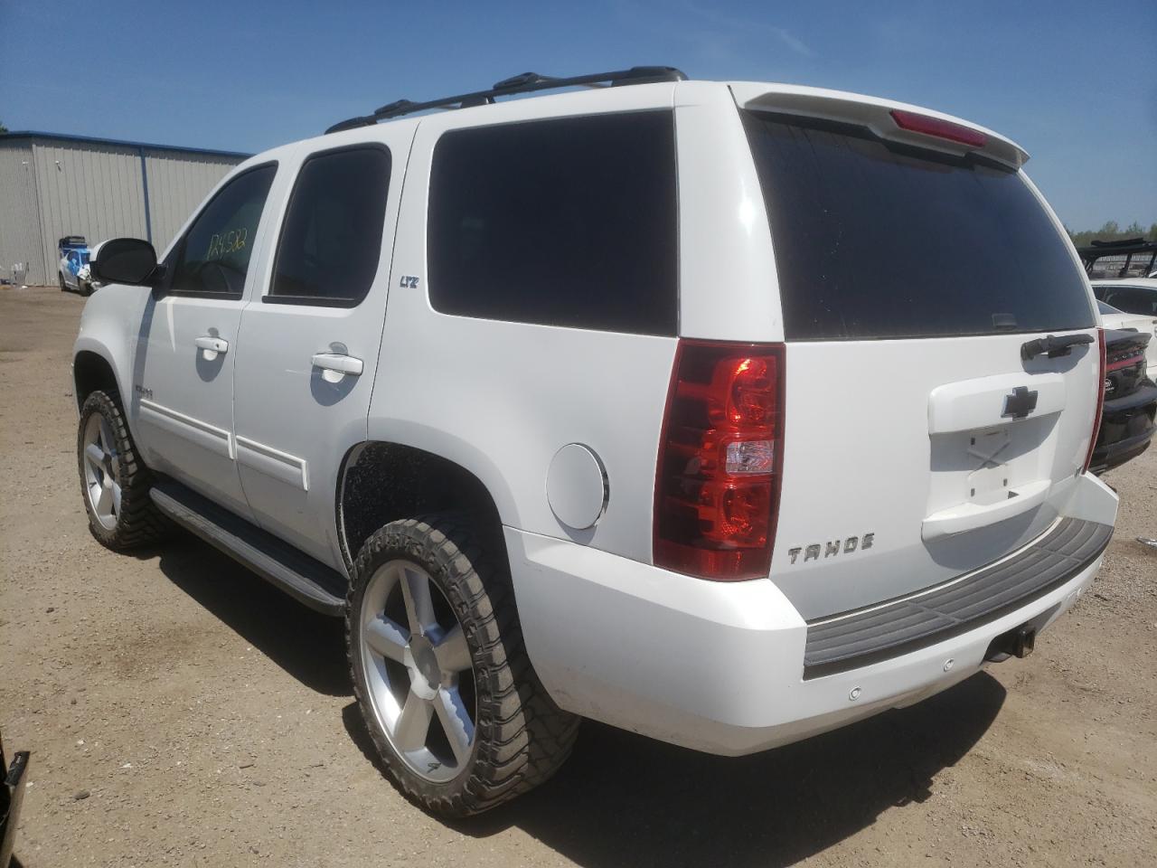 Photo 3 from auction – 2013 CHEVROLET TAHOE C150 with VIN 1GNSCBE07DR279539