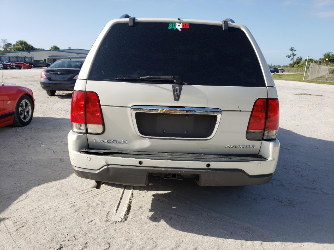 Photo 9 from auction – 2004 LINCOLN AVIATOR with VIN 5LMEU68H64ZJ48381
