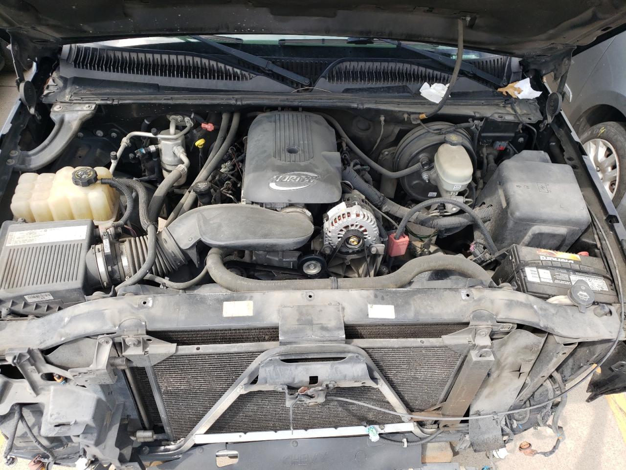 Photo 7 from auction – 2005 CHEVROLET SILVERADO with VIN 2GCEC19V151165343