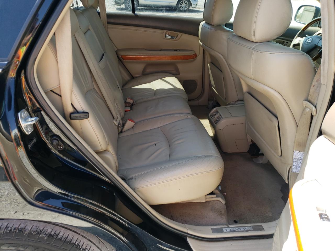 Photo 6 from auction – 2006 LEXUS RX 330 with VIN 2T2GA31U16C049913