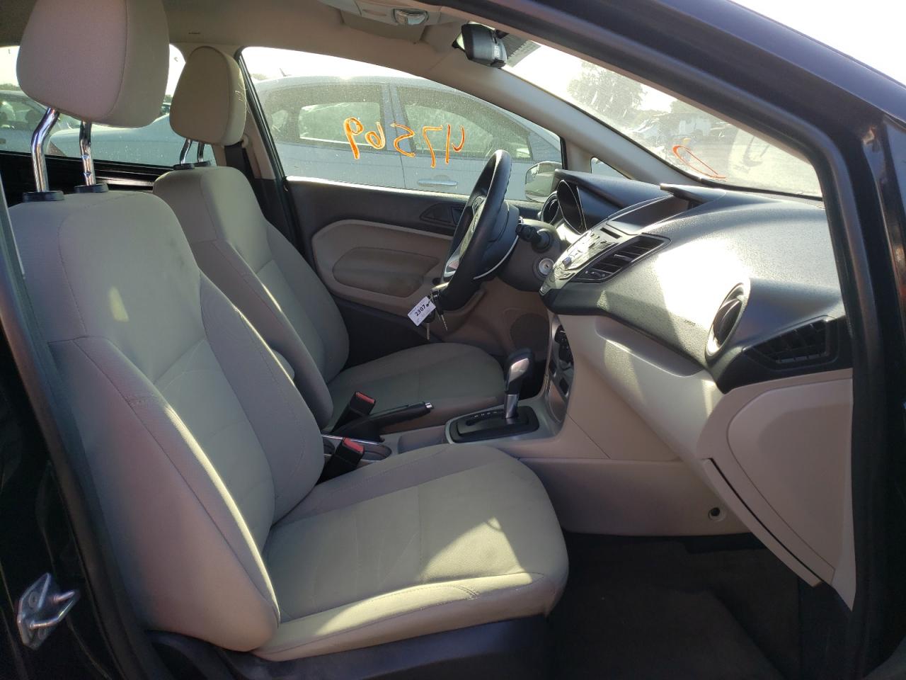 Photo 5 from auction – 2019 FORD FIESTA SE with VIN 3FADP4EJ7KM108014