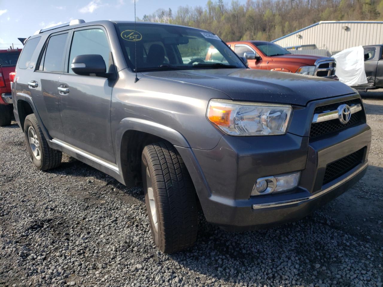 TOYOTA 4RUNNER SR 2010 with VIN JTEBU5JR8A5007690 - Photo from auction