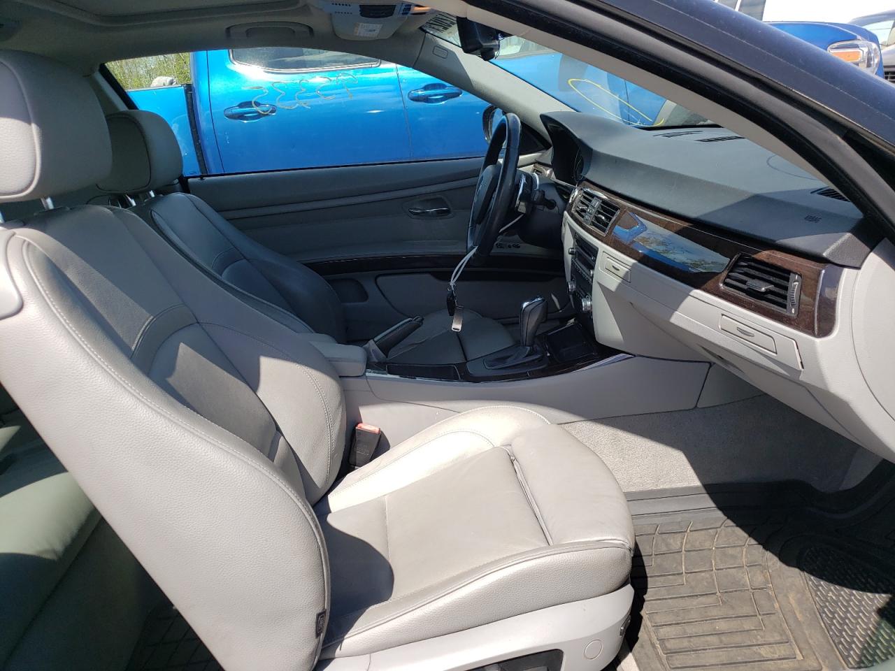 Photo 5 from auction – 2011 BMW 328 I SULE with VIN WBAKE5C55BE574059
