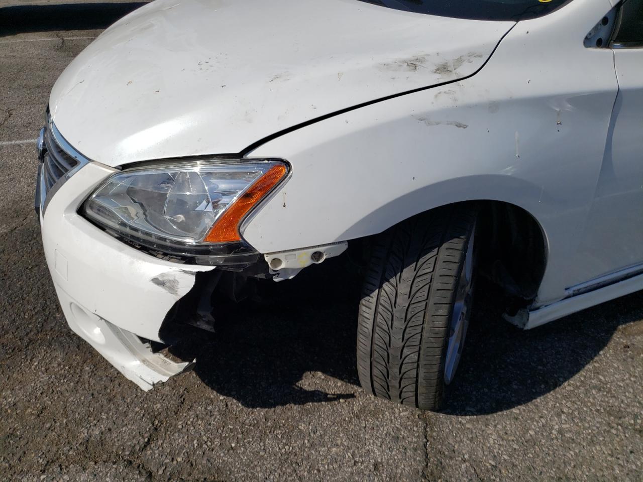 Photo 9 from auction – 2015 NISSAN SENTRA S with VIN 3N1AB7AP3FY344555