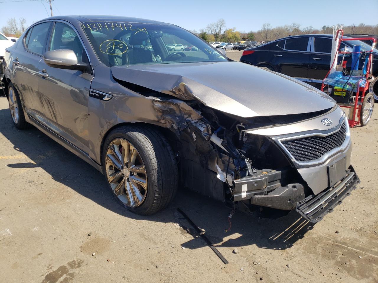 Photo 9 from auction – 2015 KIA OPTIMA SX with VIN 5XXGR4A65FG382290