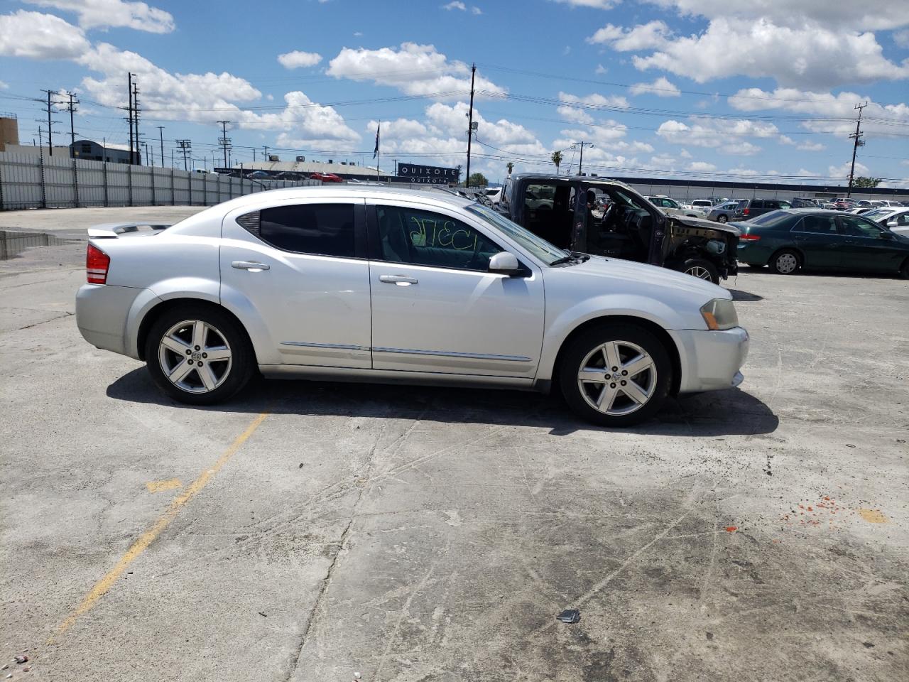 Photo 9 from auction – 2008 DODGE AVENGER with VIN 1B3LC76M18N625613