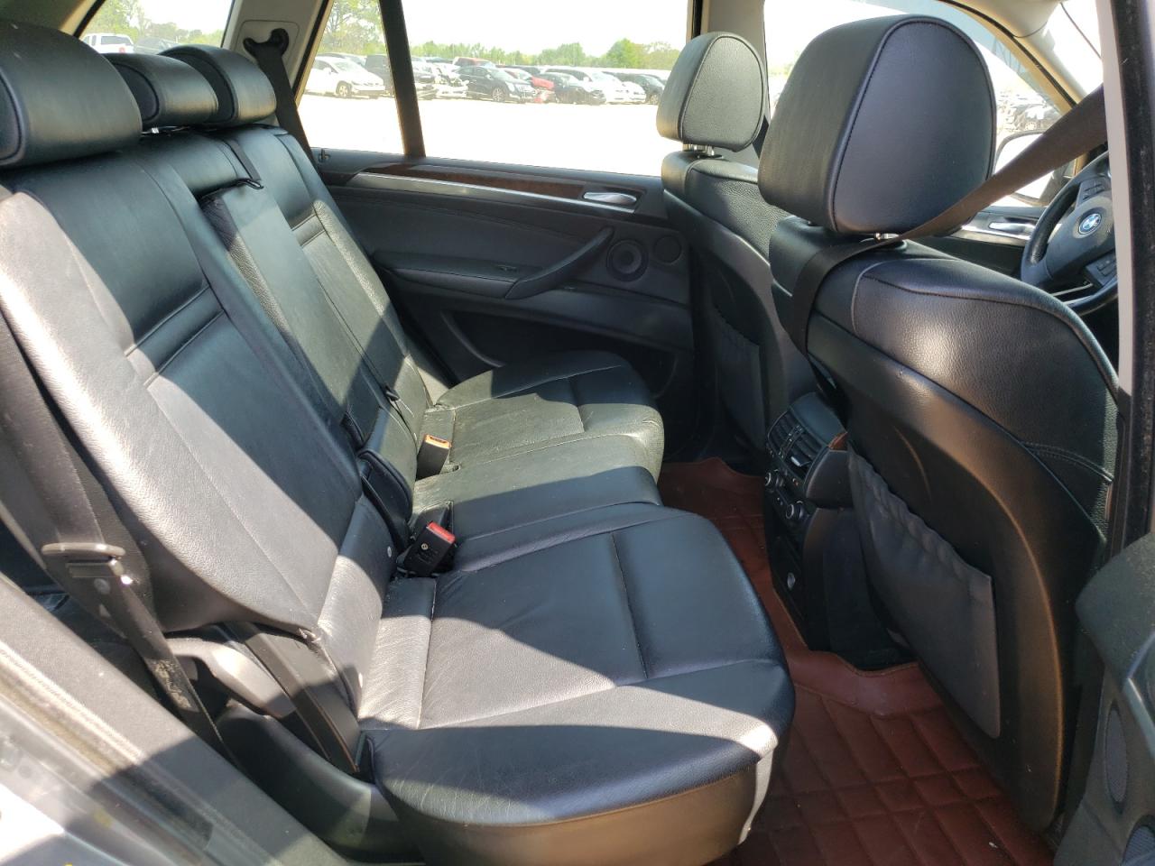 Photo 6 from auction – 2007 BMW X5 3.0I with VIN 4USFE435X7LY74532