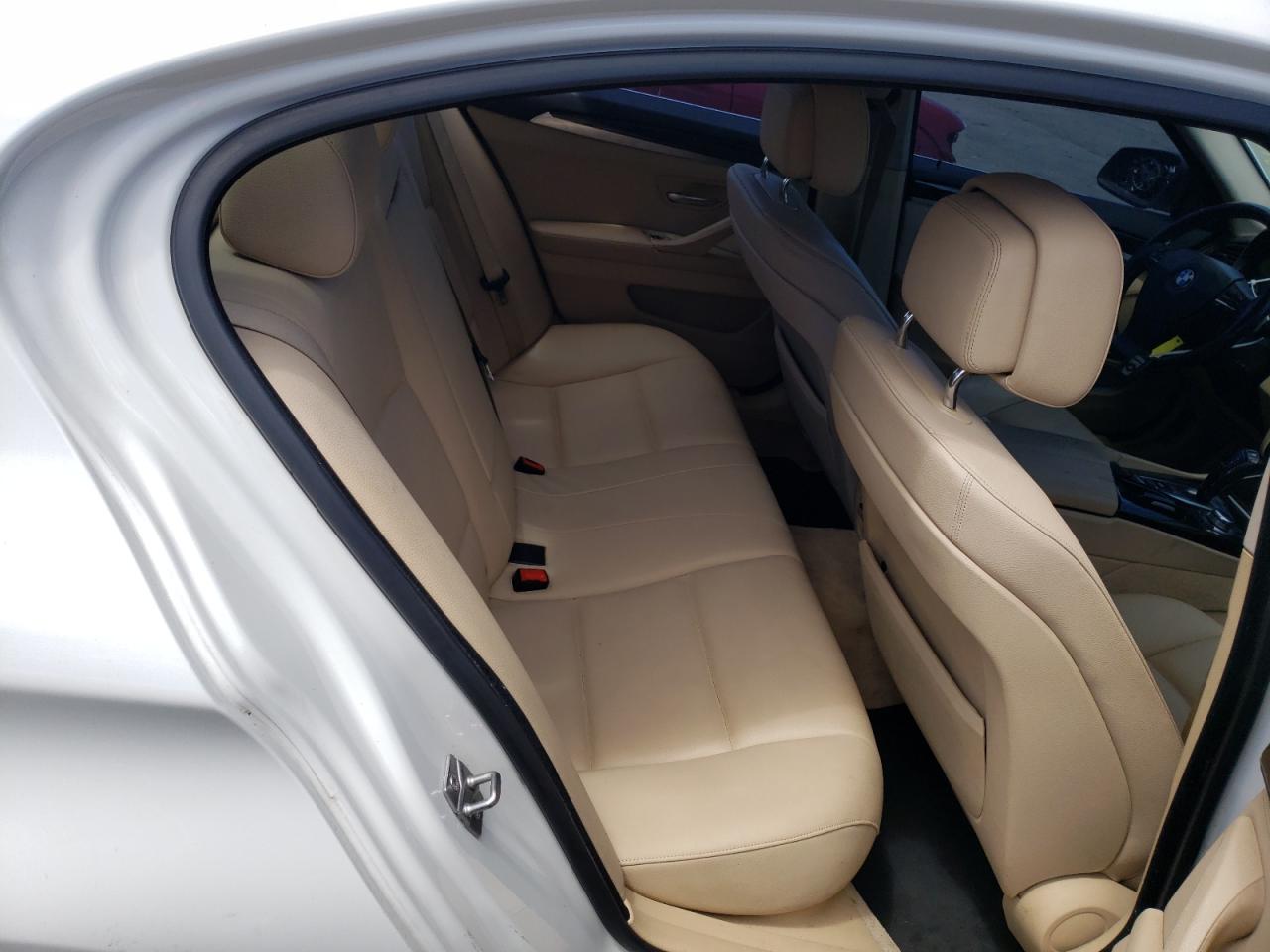 Photo 6 from auction – 2011 BMW 528 I with VIN WBAFR1C56BC748554