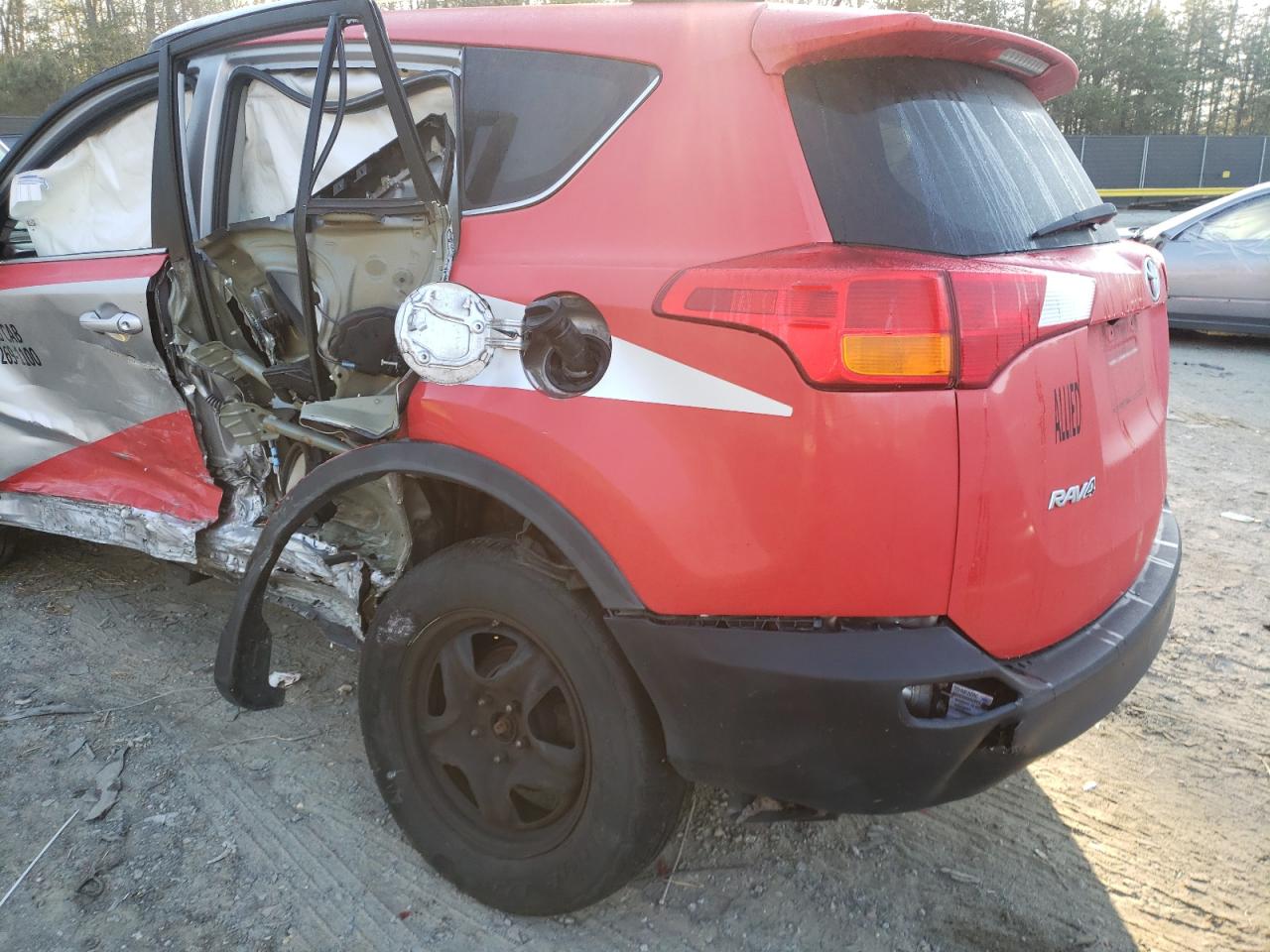 Photo 10 from auction – 2015 TOYOTA RAV4 LE with VIN 2T3BFREV3FW268402
