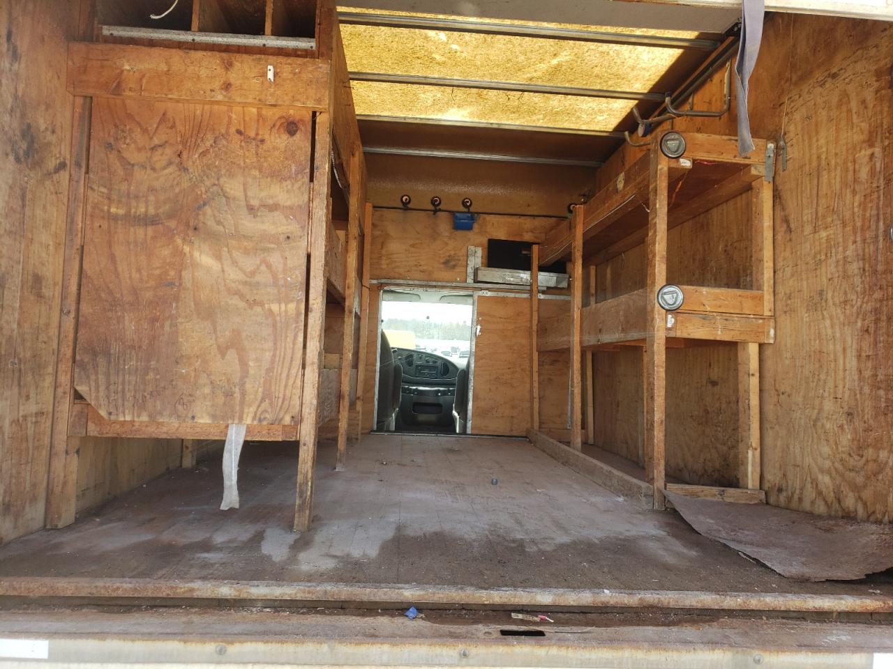 Photo 6 from auction – 2007 FORD ECONOLINE with VIN 1FDWE35L97DB03187