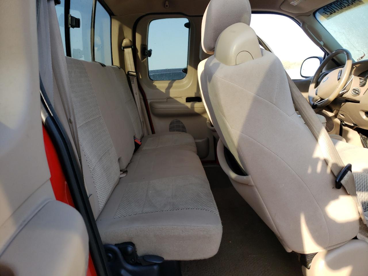 Photo 6 from auction – 2003 FORD F150 with VIN 2FTRX18L23CA24840