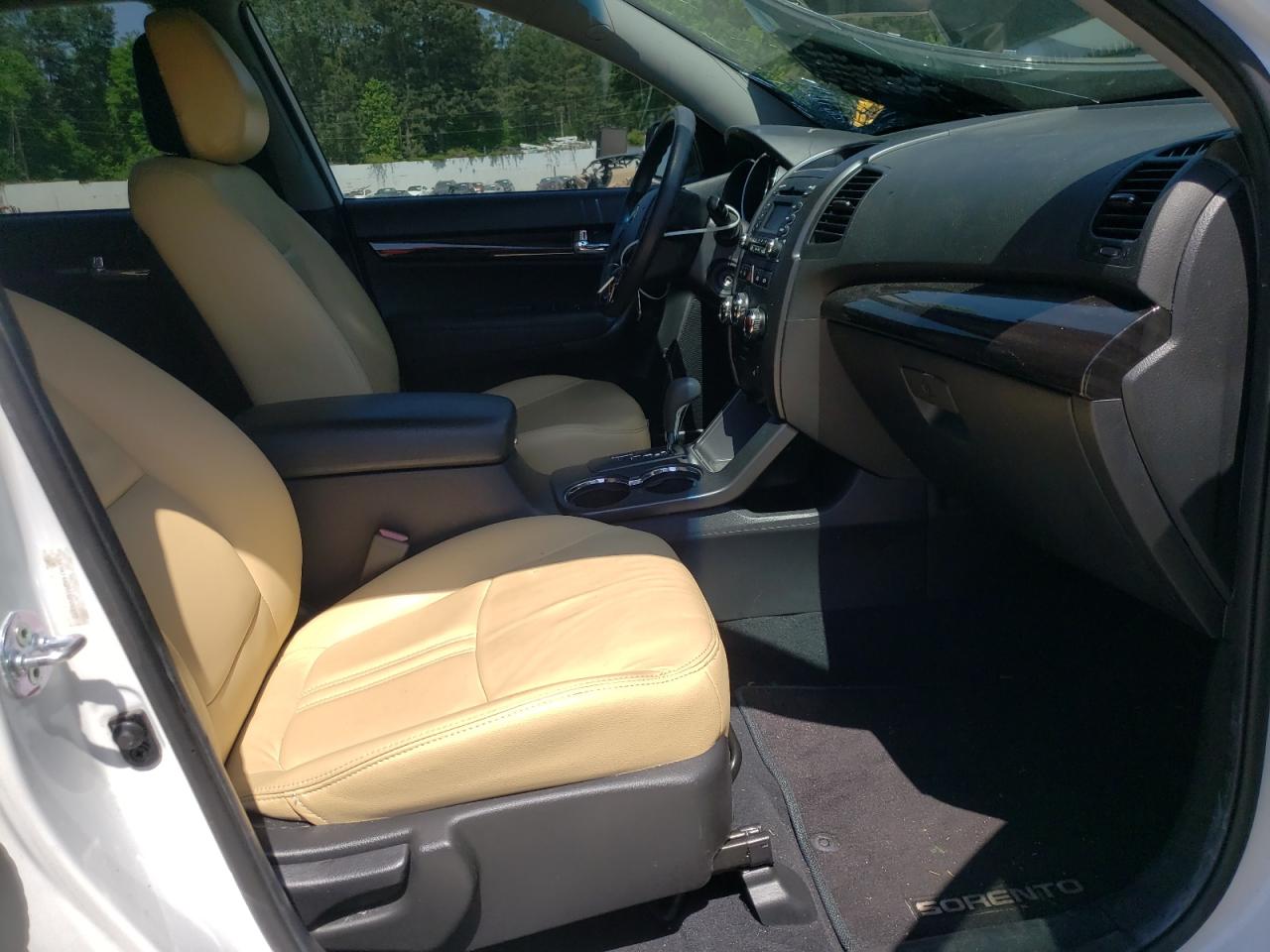 Photo 5 from auction – 2012 KIA SORENTO BA with VIN 5XYKT4A25CG226590