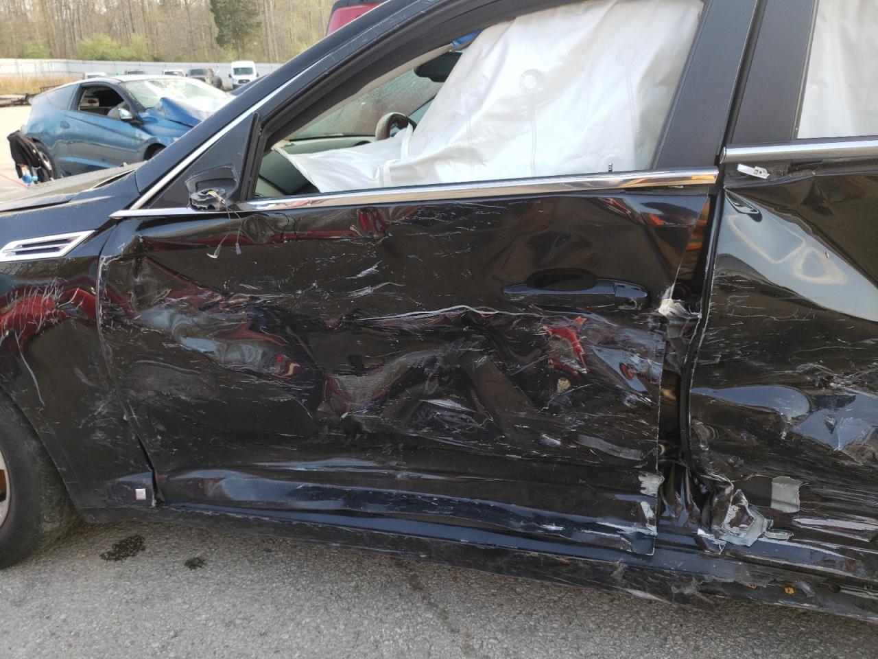 Photo 10 from auction – 2009 CADILLAC CTS with VIN 1G6DG577190100850