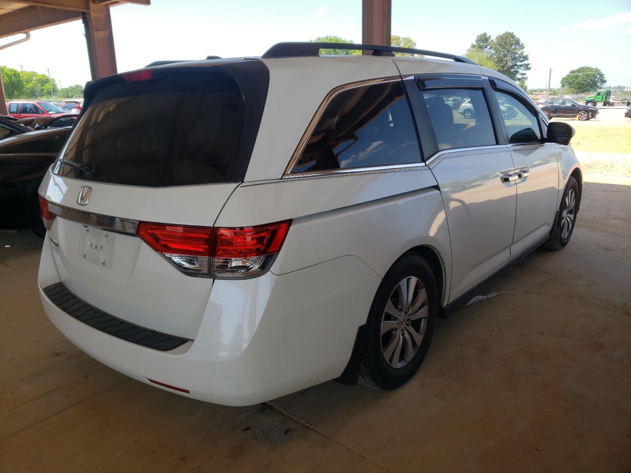 Photo 4 from auction – 2014 HONDA ODYSSEY EX with VIN 5FNRL5H66EB003336