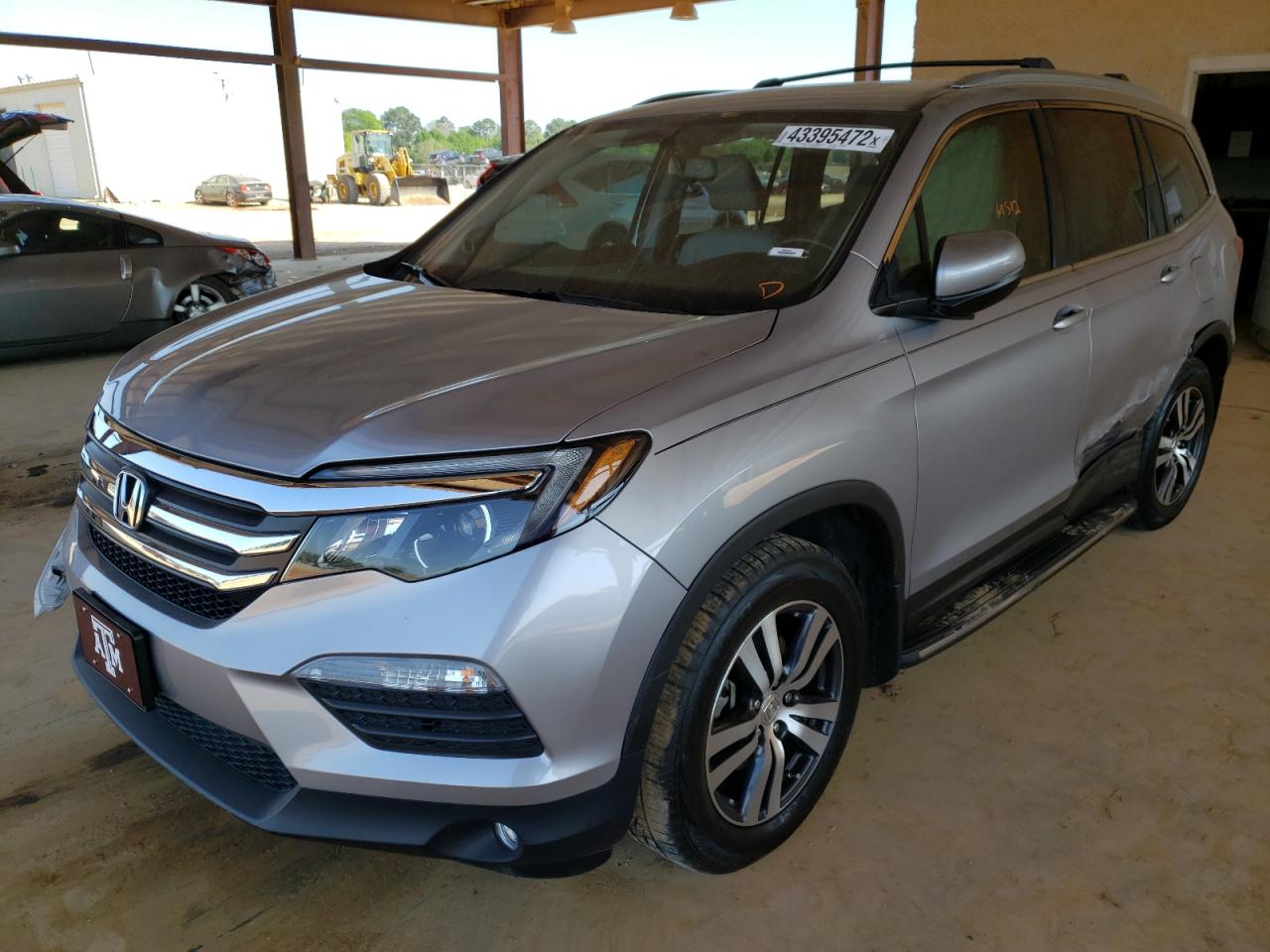 Photo 2 from auction – 2016 HONDA PILOT EXL with VIN 5FNYF5H50GB052853