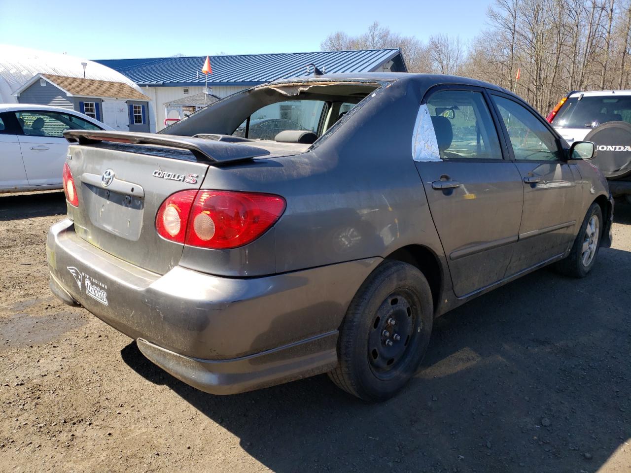 Photo 4 from auction – 2005 TOYOTA COROLLA CE with VIN 2T1BR32E45C392728