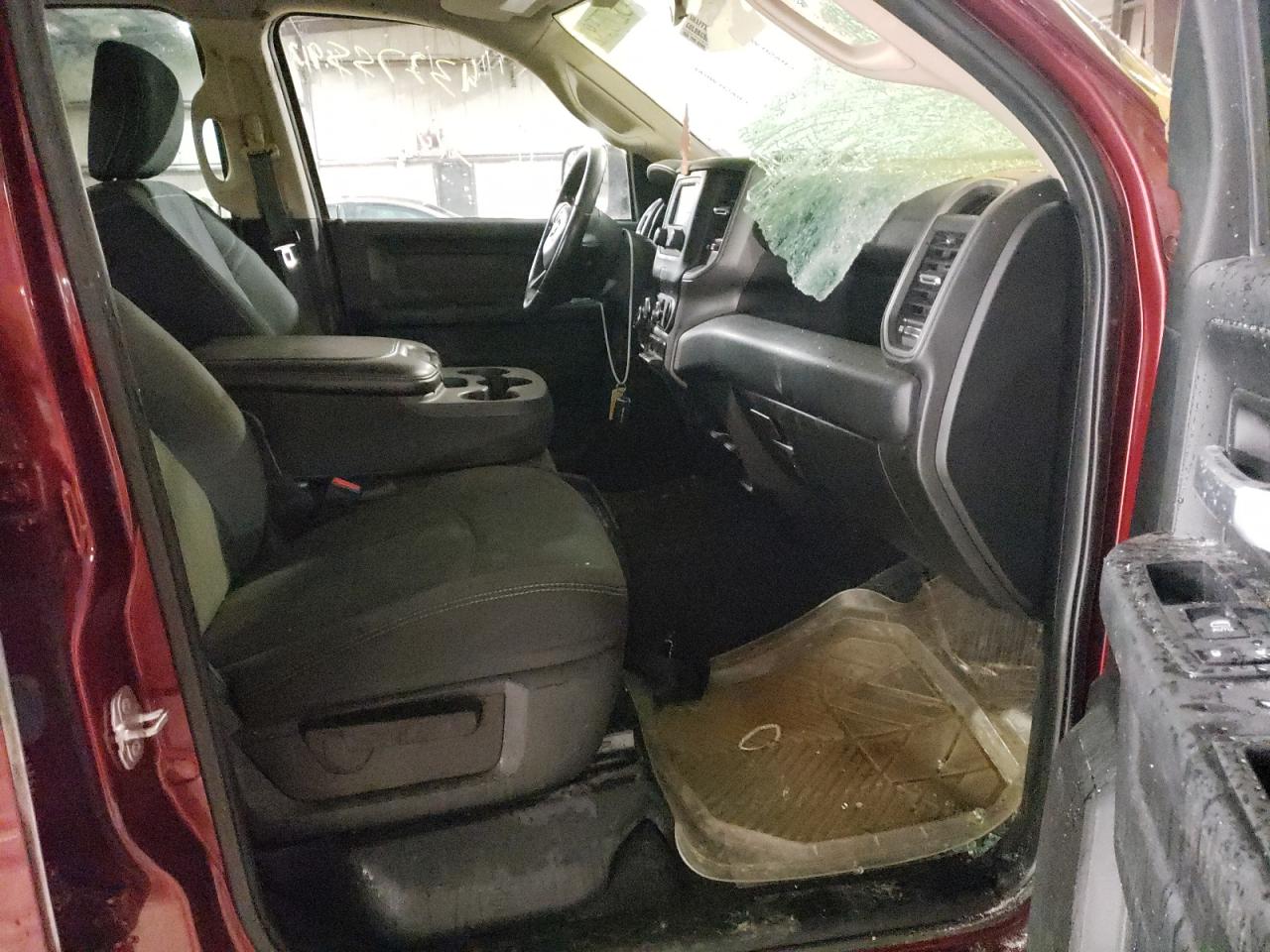 Photo 5 from auction – 2019 DODGE RAM2500 with VIN 3C6UR5CJ2KG595545