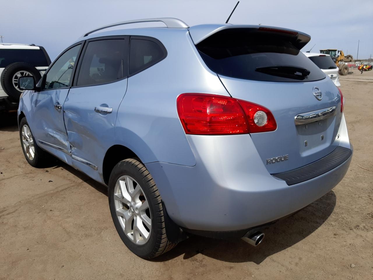 Photo 3 from auction – 2012 NISSAN ROGUE S with VIN JN8AS5MTXCW253686