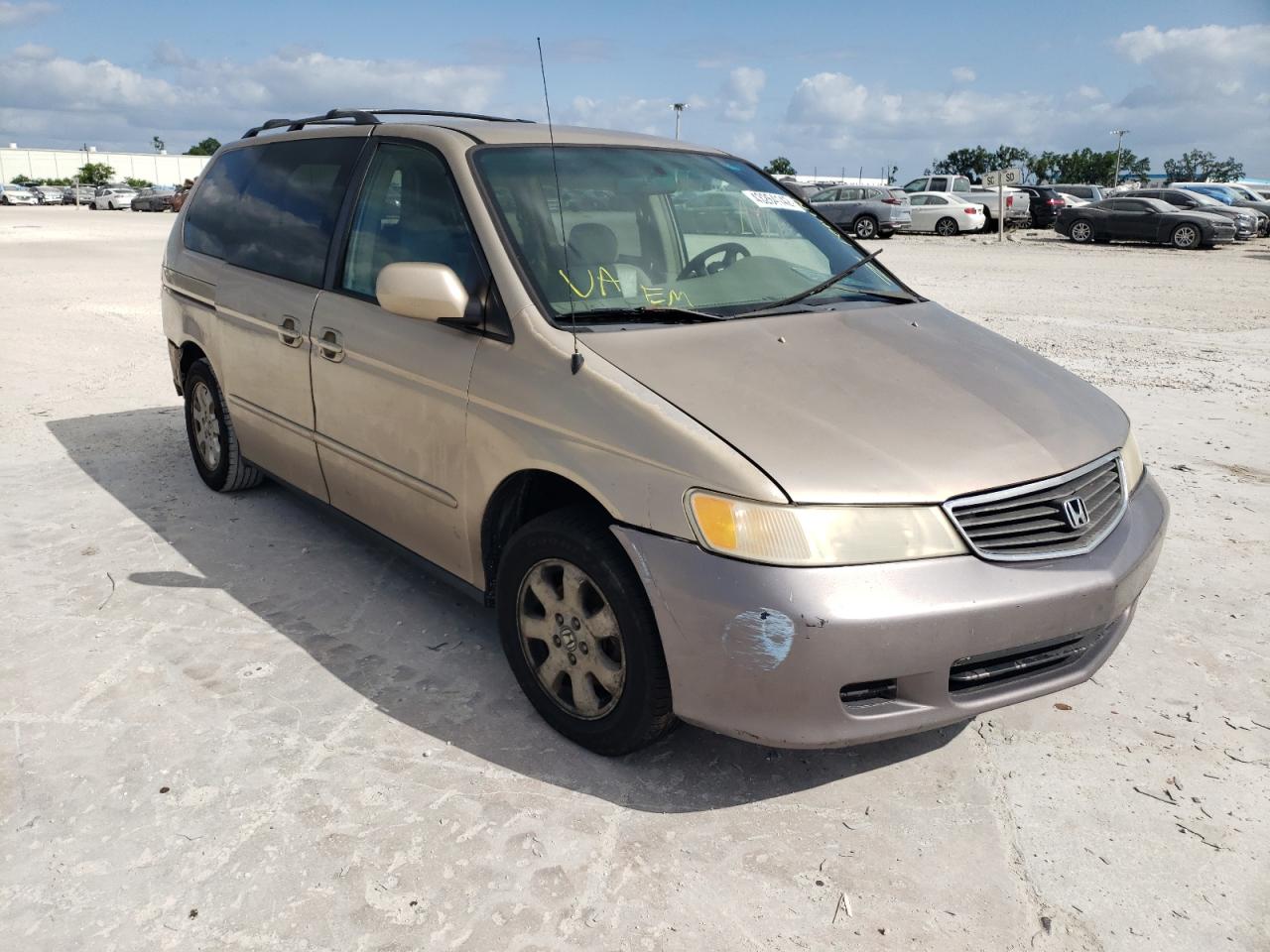HONDA ODYSSEY EX 2002 with VIN 5FNRL18052B025604 - Photo from auction