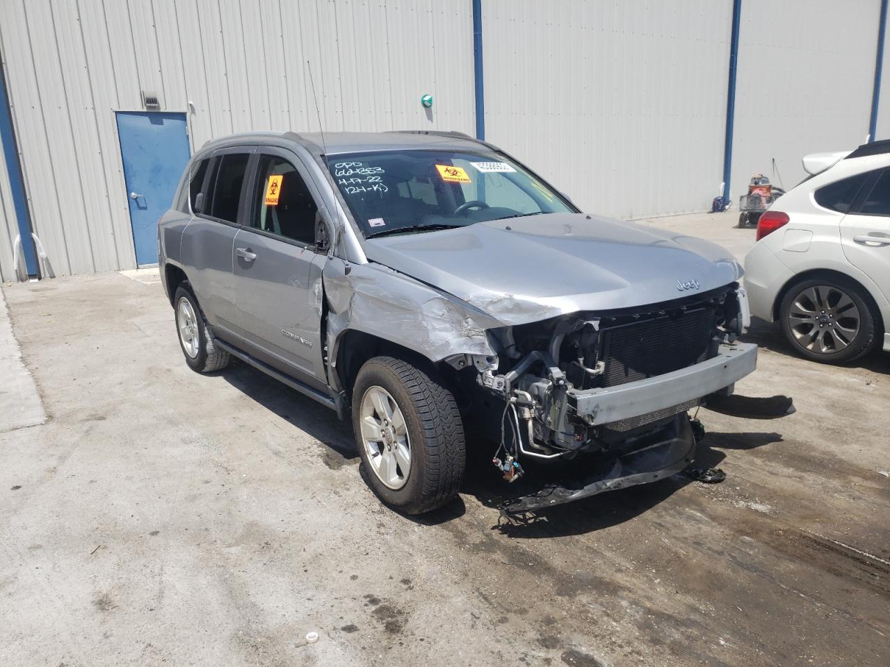 JEEP COMPASS LA 2016 with VIN 1C4NJCEAXGD619827 - Photo from auction