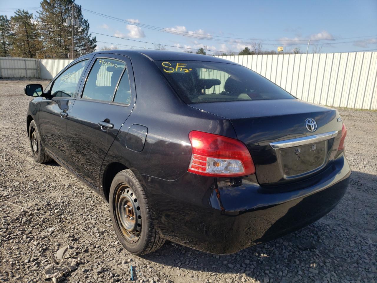 Photo 3 from auction – 2012 TOYOTA YARIS with VIN JTDBT4K32CL017030