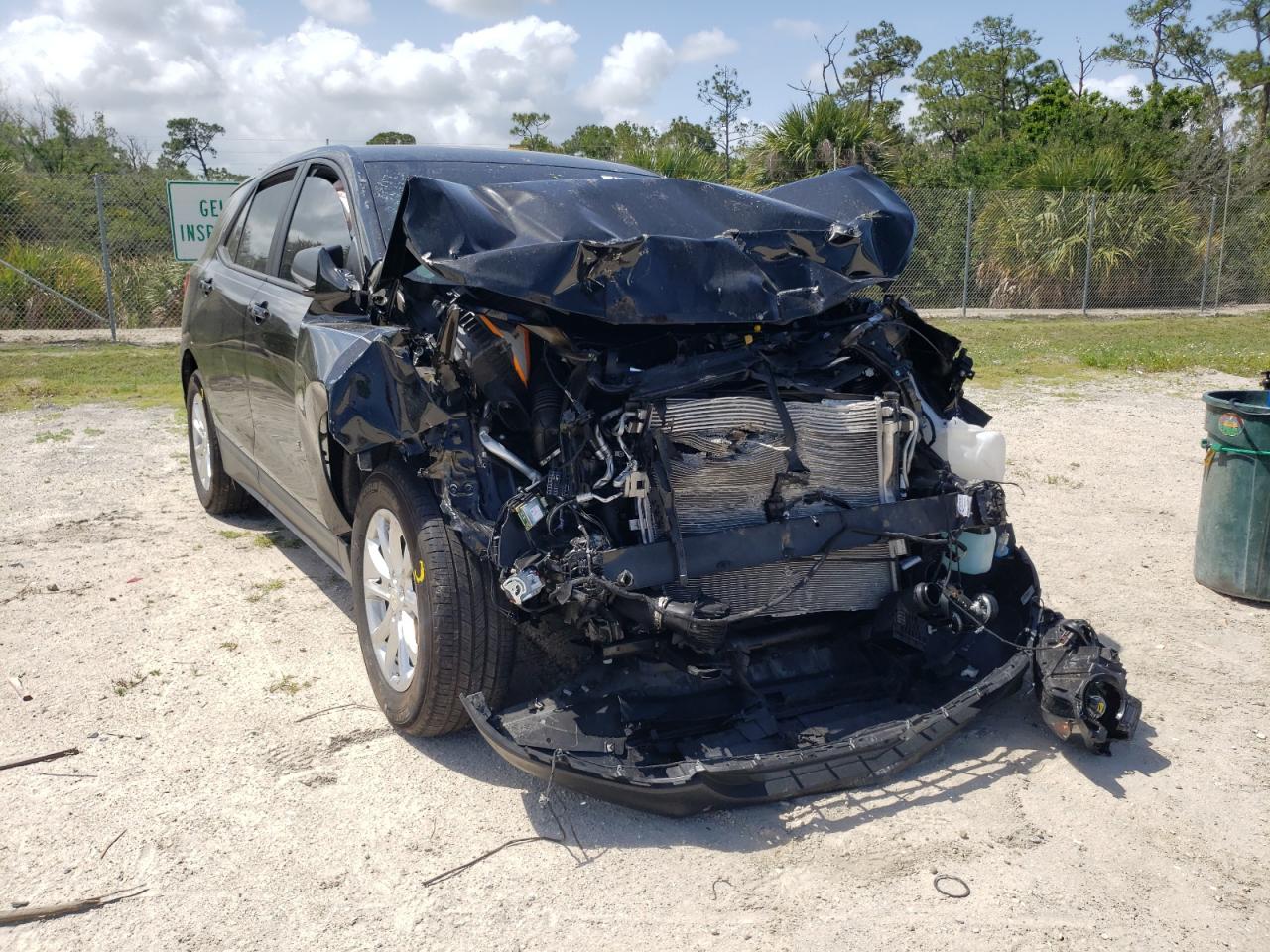 CHEVROLET EQUINOX LS 2020 with VIN 2GNAXHEV5L6274204 - Photo from auction