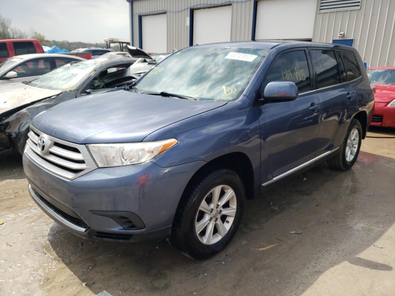 Photo 2 from auction – 2011 TOYOTA HIGHLANDER with VIN 5TDZK3EH3BS047542