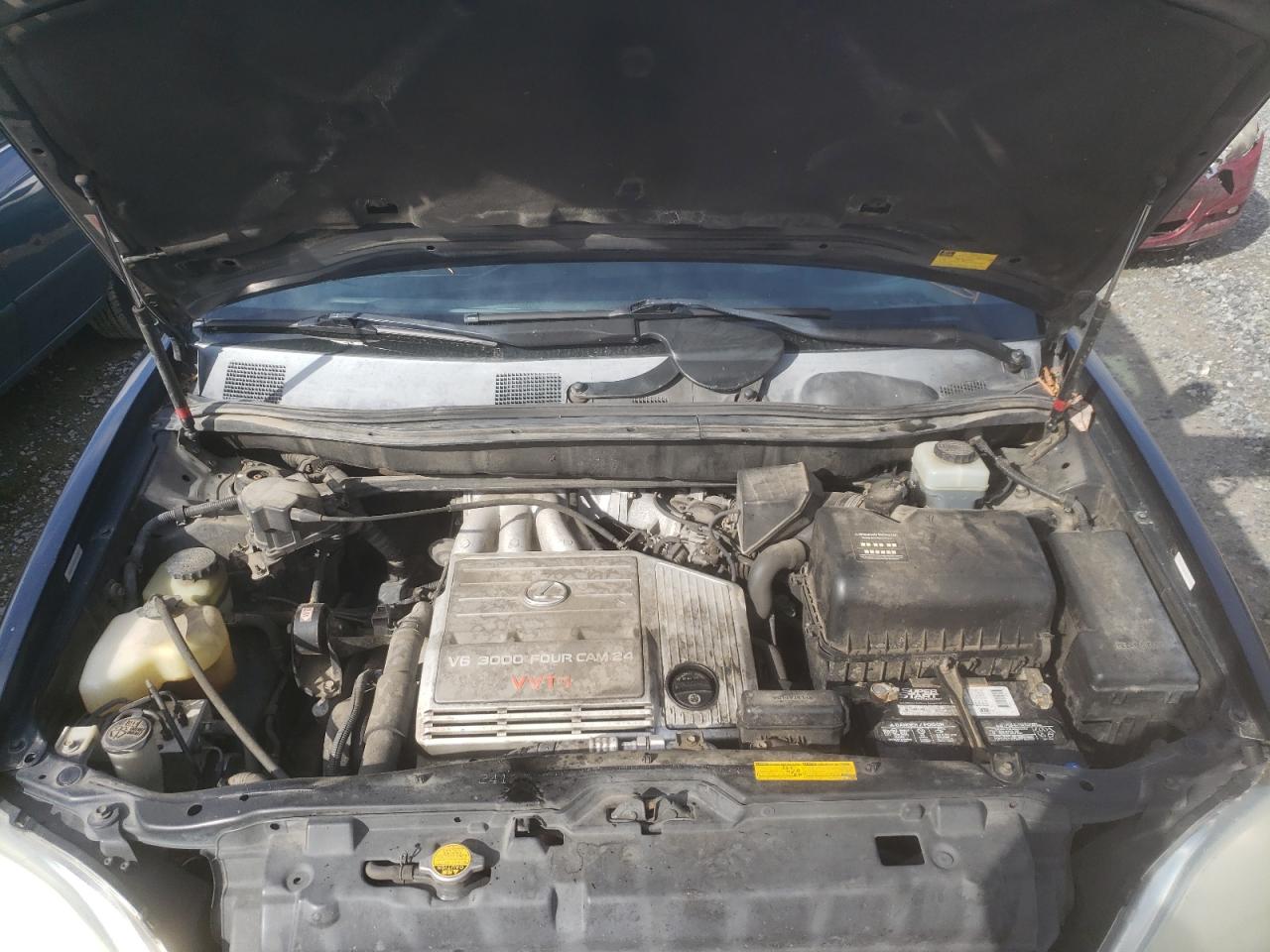 Photo 7 from auction – 2001 LEXUS RX 300 with VIN JTJHF10U010194862