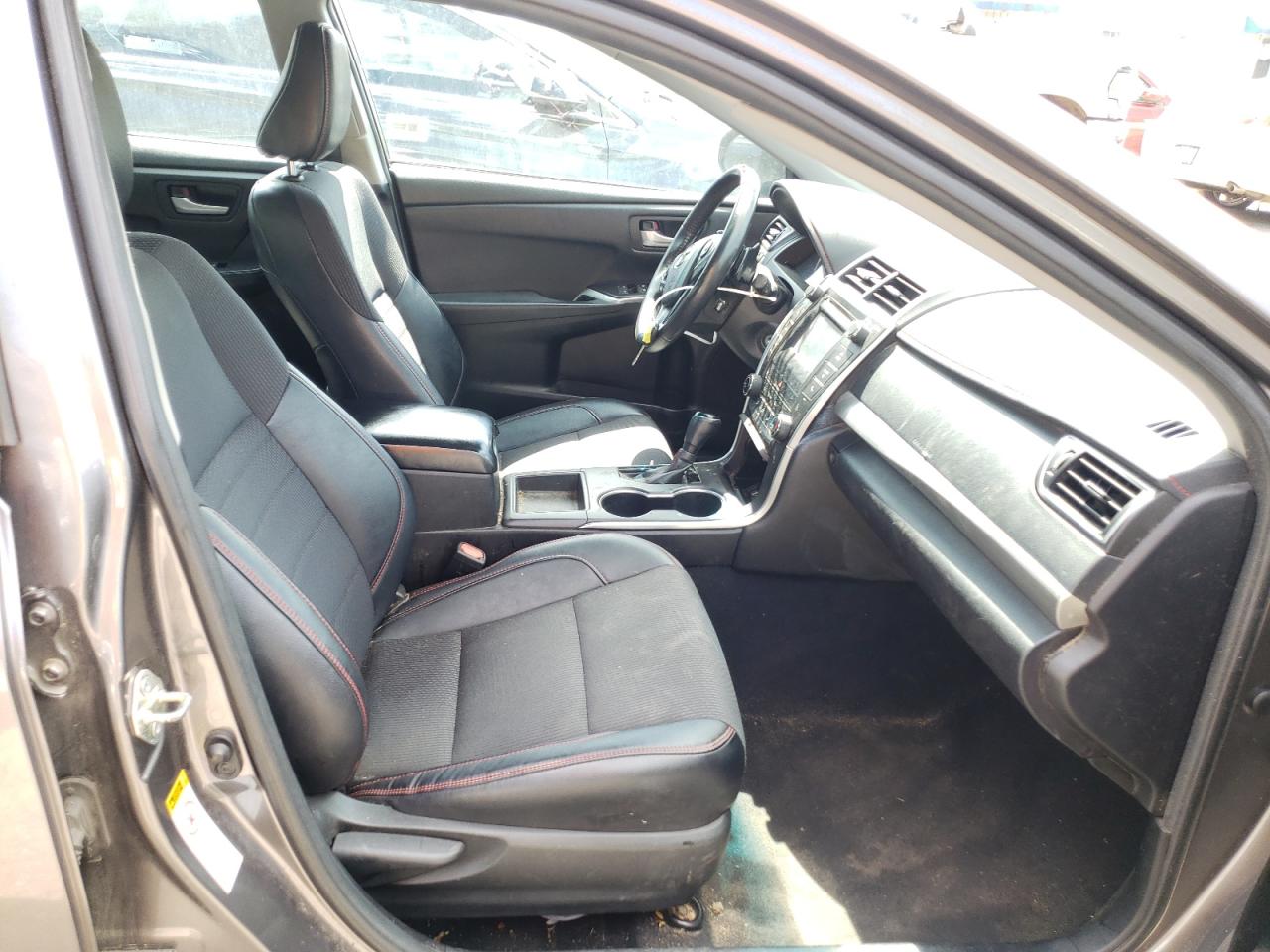Photo 5 from auction – 2016 TOYOTA CAMRY LE with VIN 4T1BF1FK5GU243663