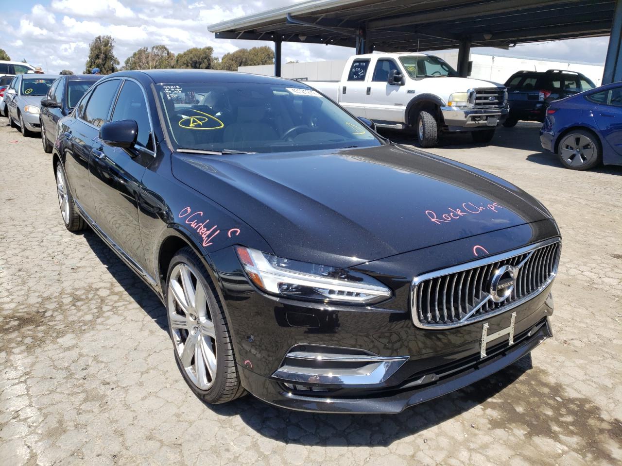 VOLVO S90 T6 INS 2018 with VIN LVY992ML5JP021022 - Photo from auction