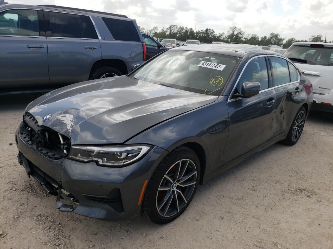 Photo 2 from auction – 2019 BMW 330XI with VIN WBA5R7C56KFH28434
