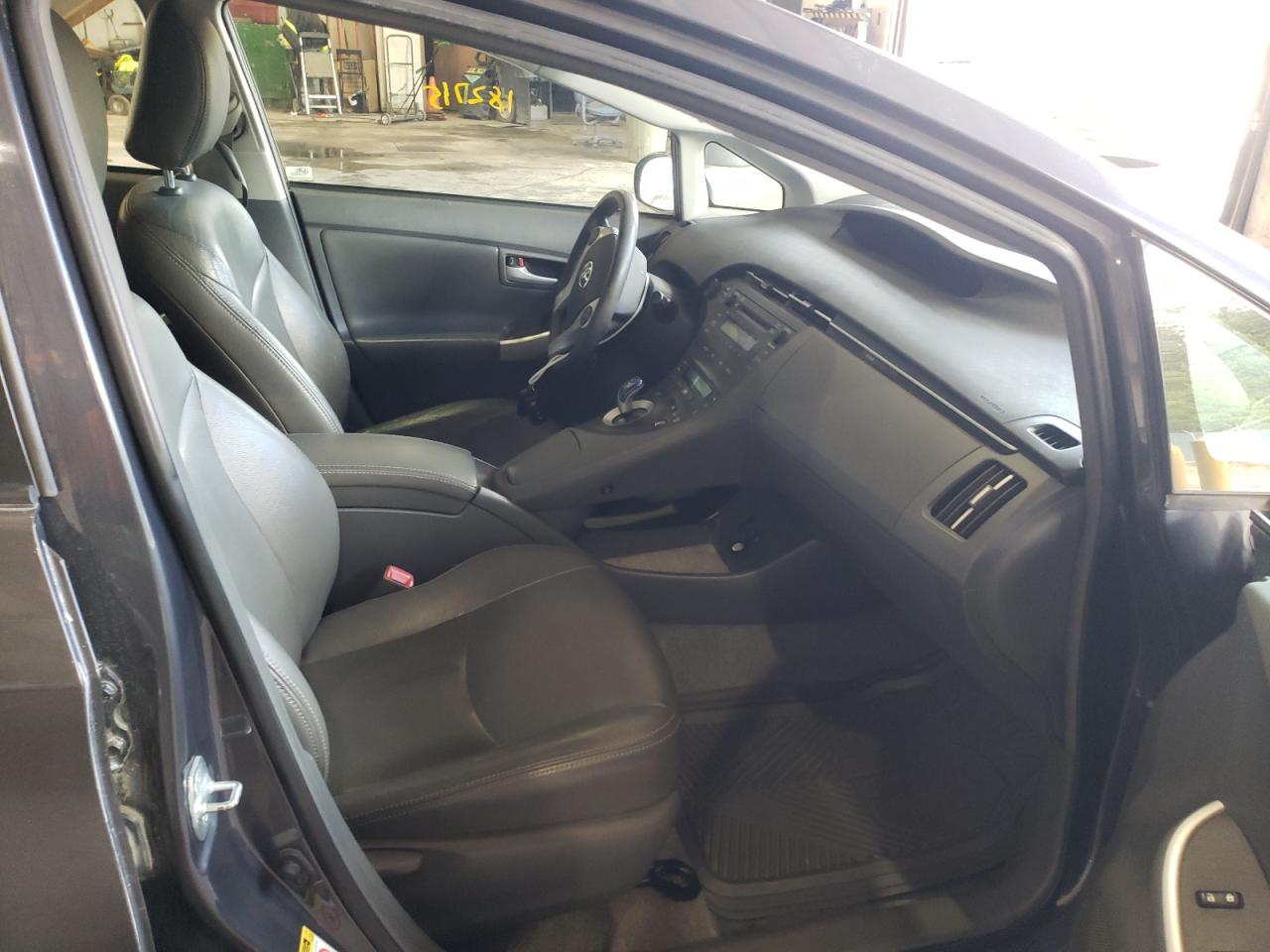 Photo 5 from auction – 2010 TOYOTA PRIUS with VIN JTDKN3DU4A5129663