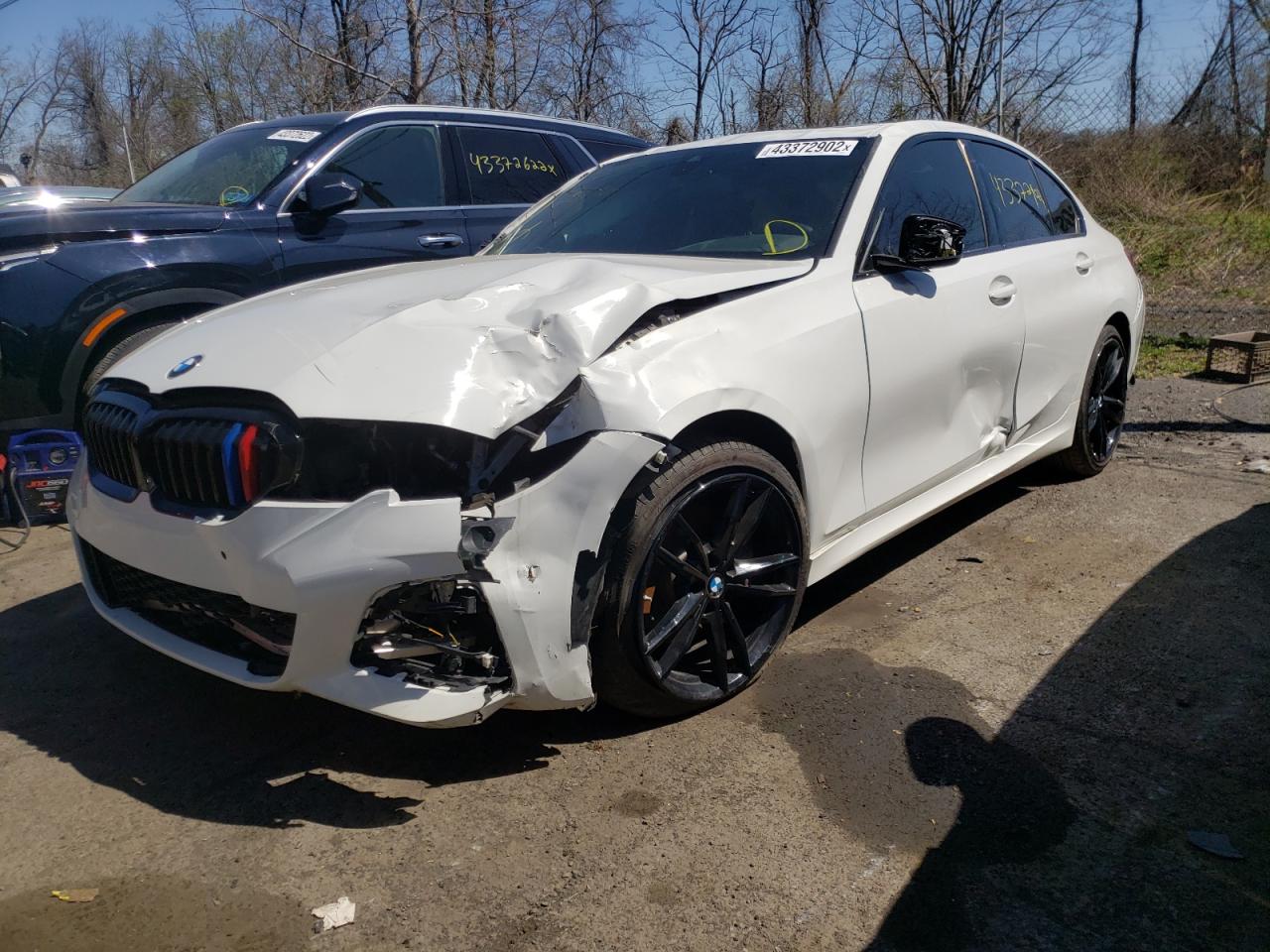 Photo 2 from auction – 2021 BMW 330XI with VIN 3MW5R7J01M8B56138
