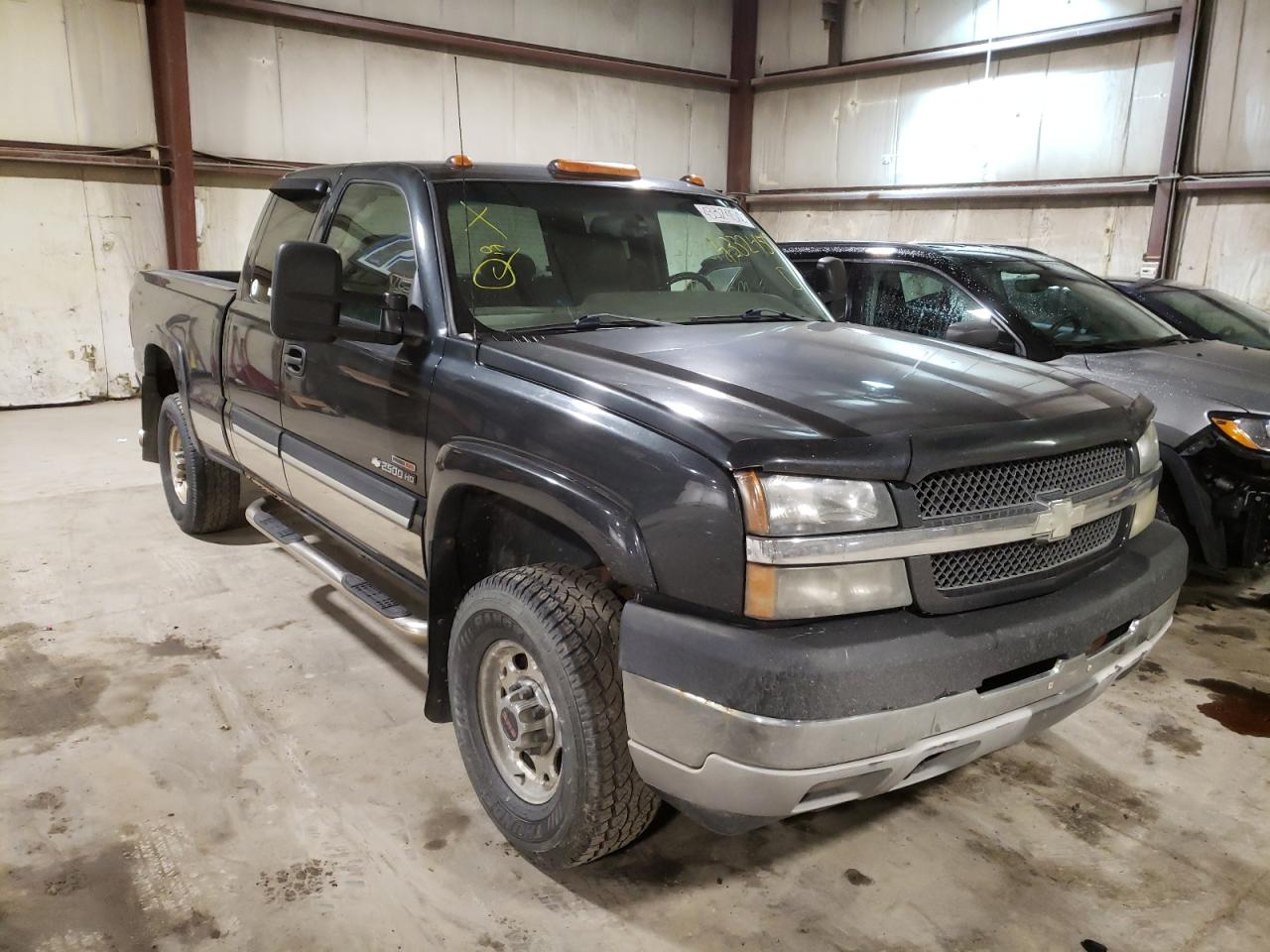 CHEVROLET SILVERADO 2003 with VIN 1GCHC29123E179957 - Photo from auction