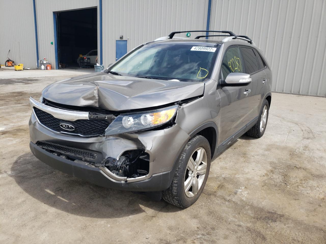 Photo 2 from auction – 2012 KIA SORENTO EX with VIN 5XYKU4A2XCG262952