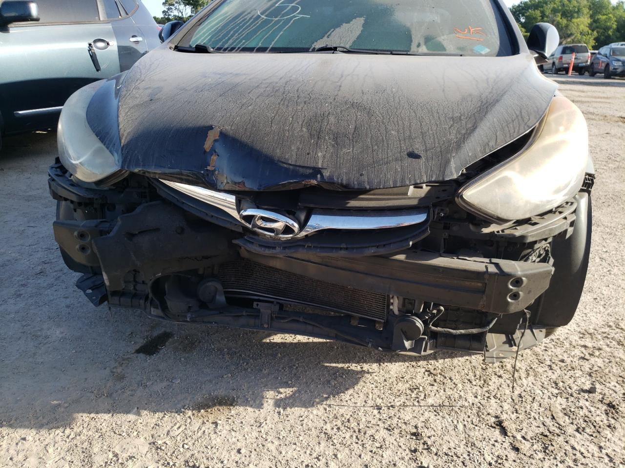 Photo 9 from auction – 2012 HYUNDAI ELANTRA GL with VIN KMHDH4AE4CU201212
